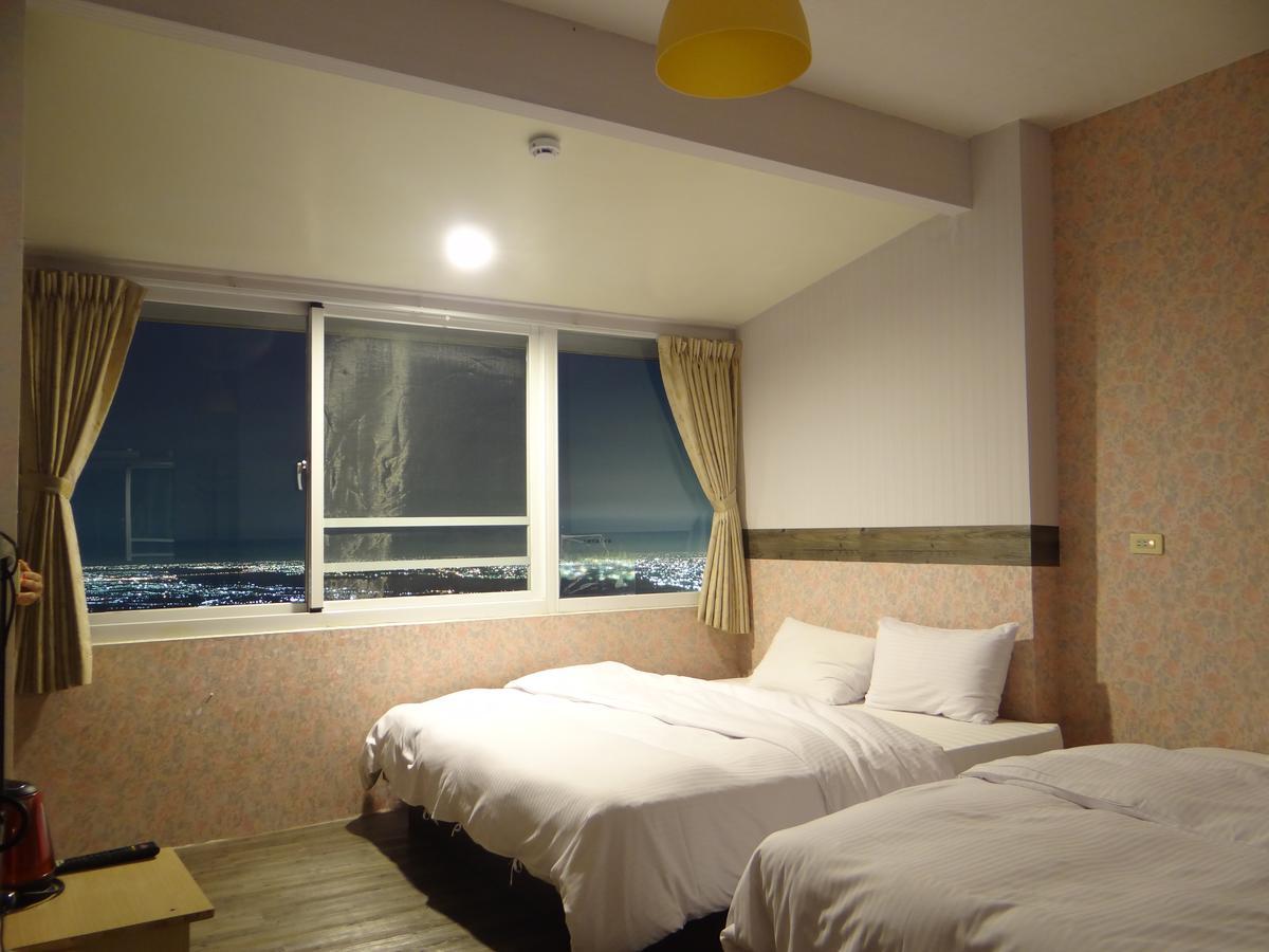 Sky Lounge B&B Zhushan Exterior foto